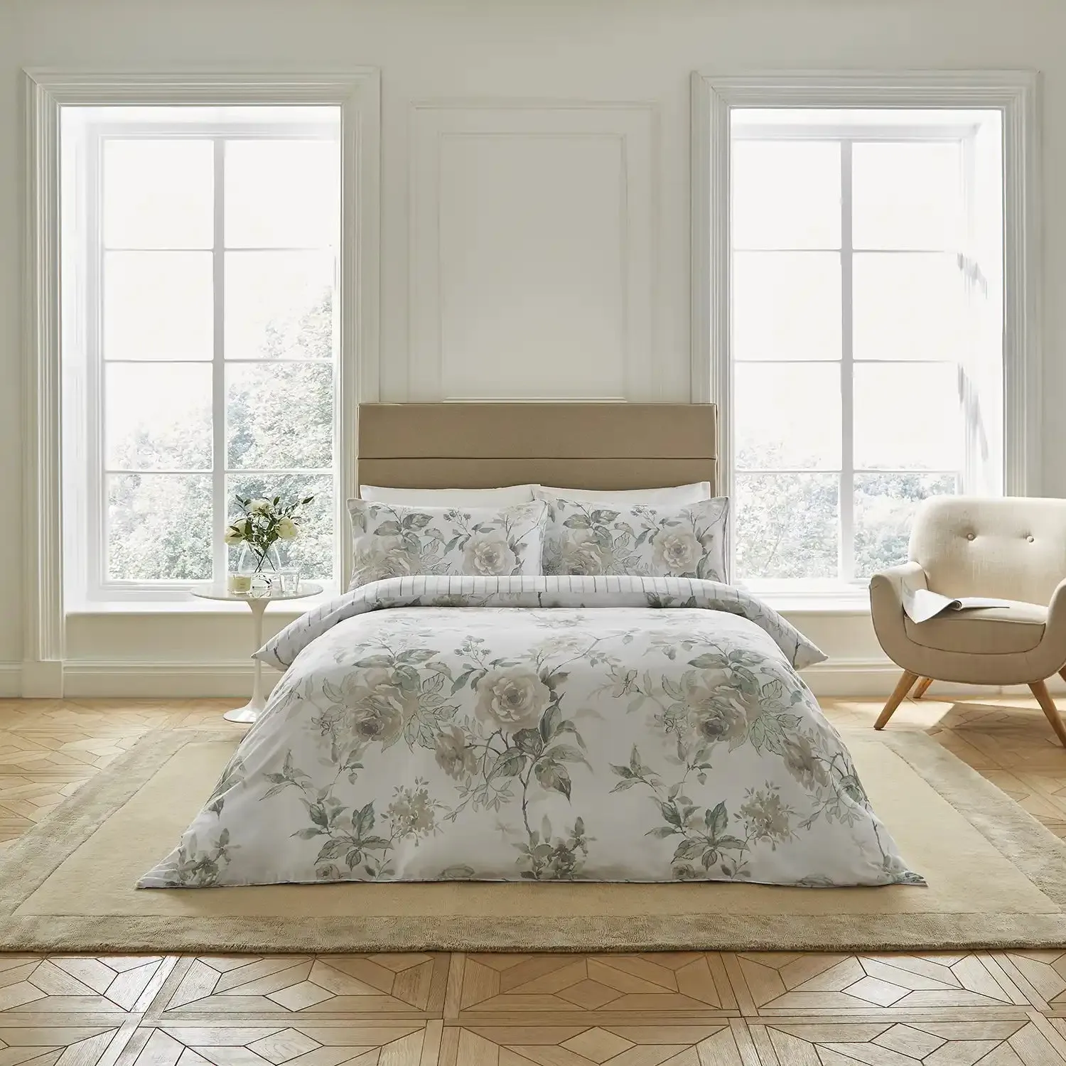 300 Thread Count Pure Cotton Sateen Ellesa Floral Duvet Cover - Natural/Floral