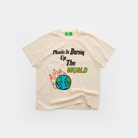 A PLASTIC WORLD TEE CREAM