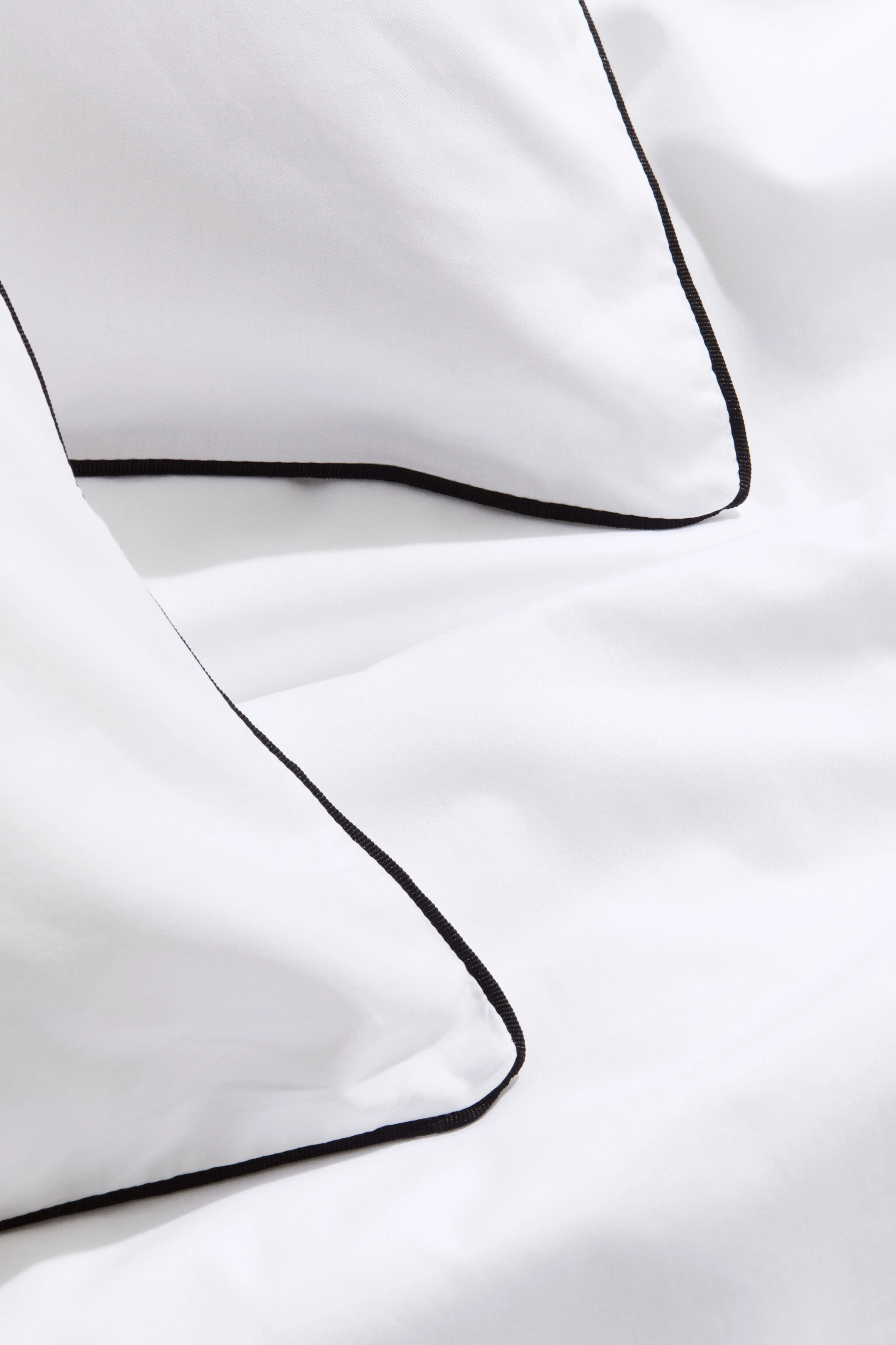 Cotton sateen double duvet cover set - White - Home All | H&M GB