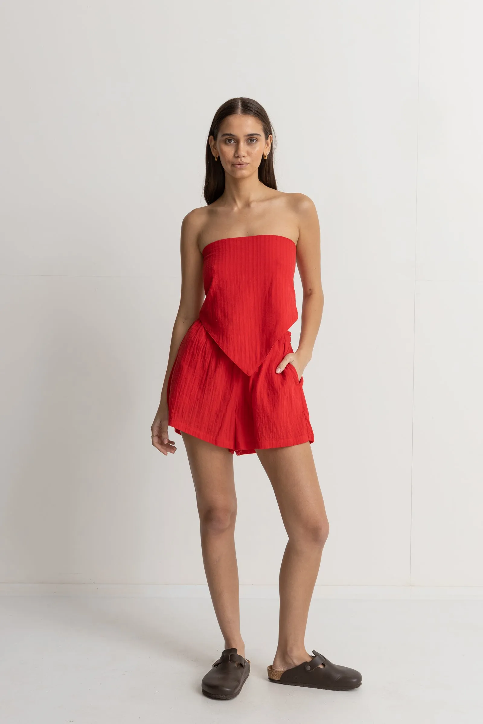 Inferna Short Red