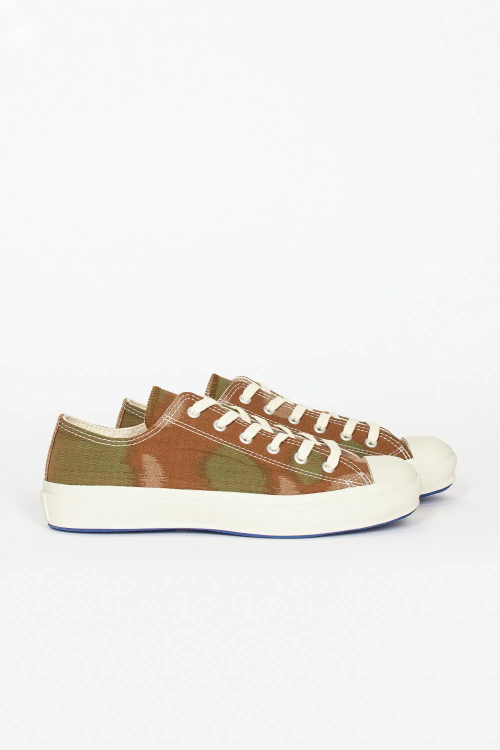 Low Basket Sneaker Camo