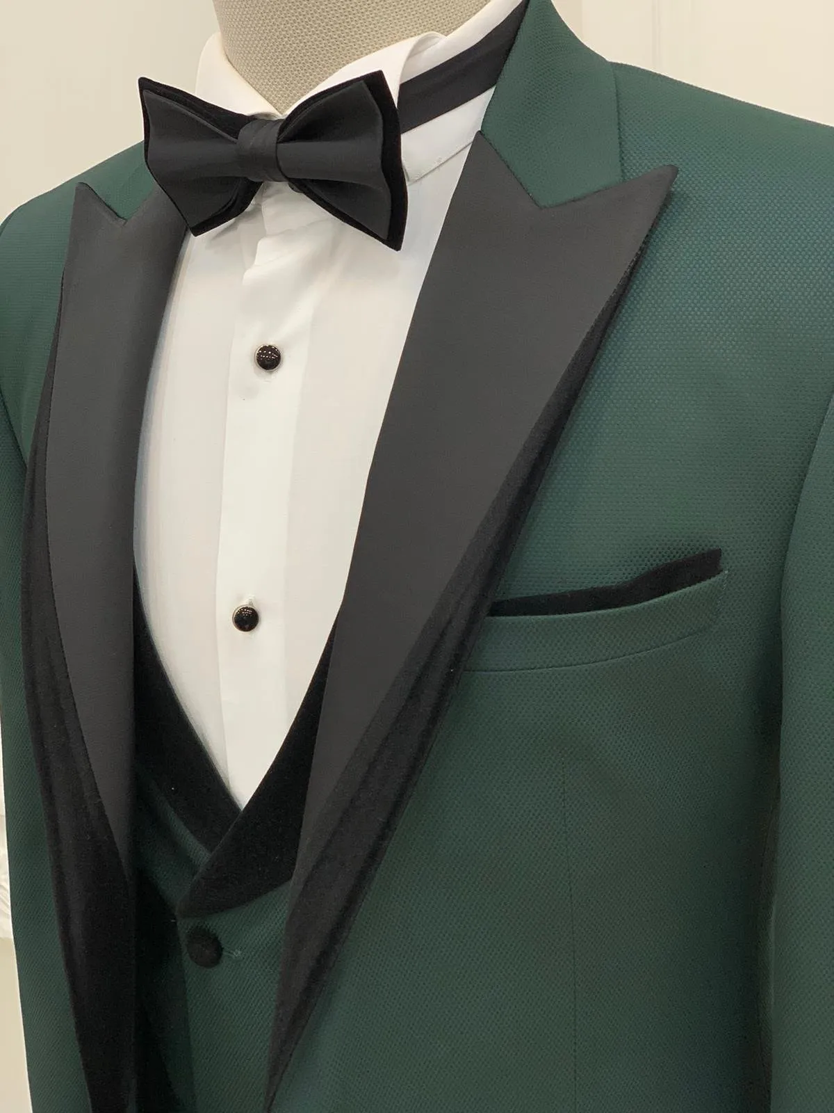 Partoni Royal Green Slim Fit Tuxedo