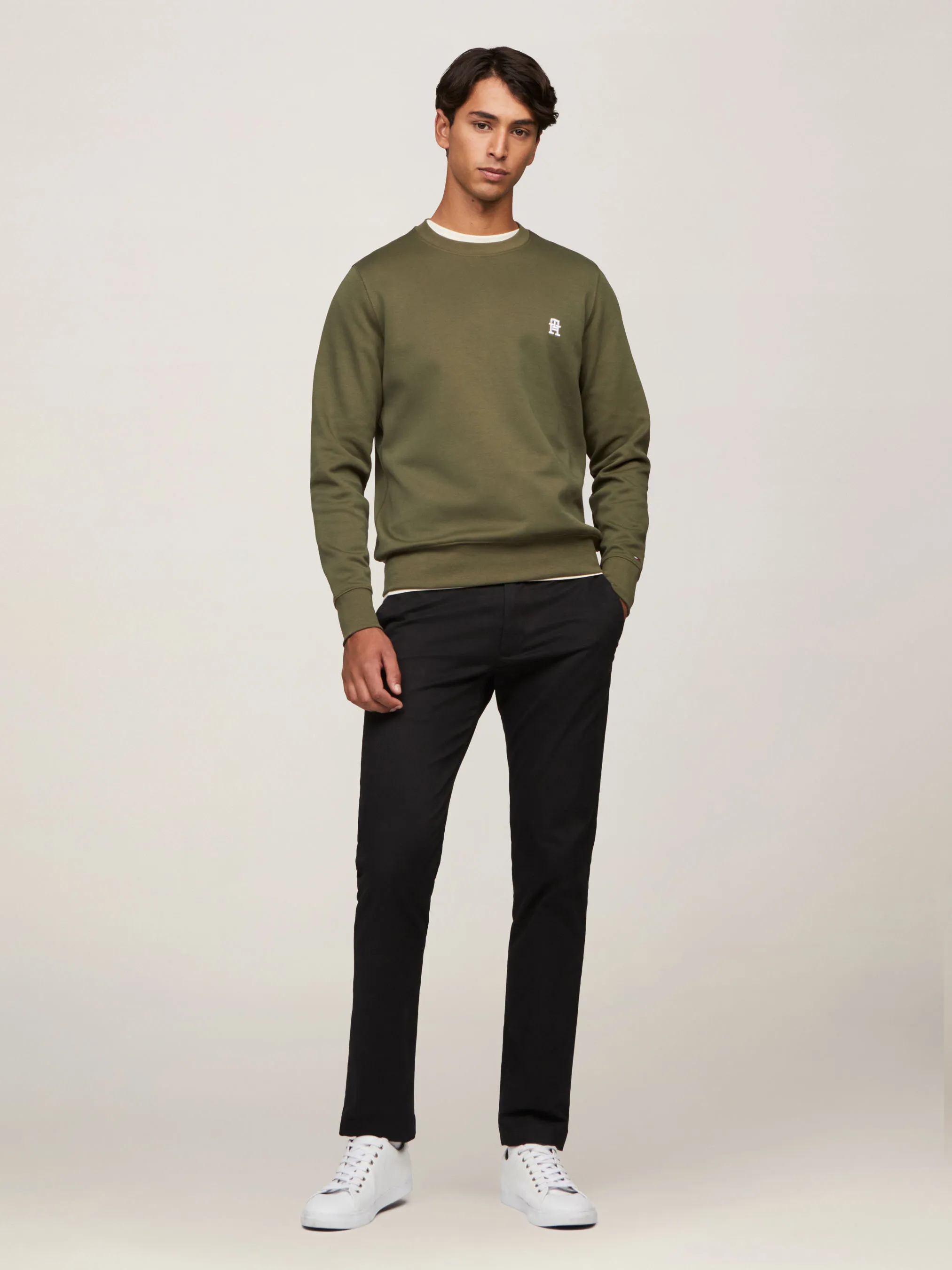 TH Monogram Crew Neck Sweatshirt | Sweatshirts & Hoodies | Tommy Hilfiger