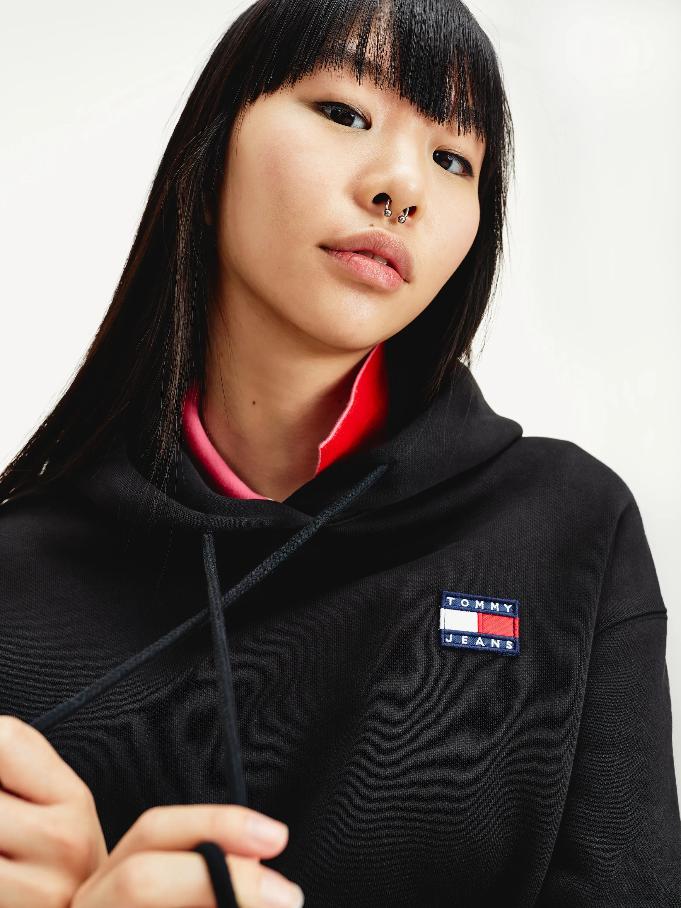 Tommy Jeans Badge Hoodie | Sweatshirts & Hoodies | Tommy Hilfiger