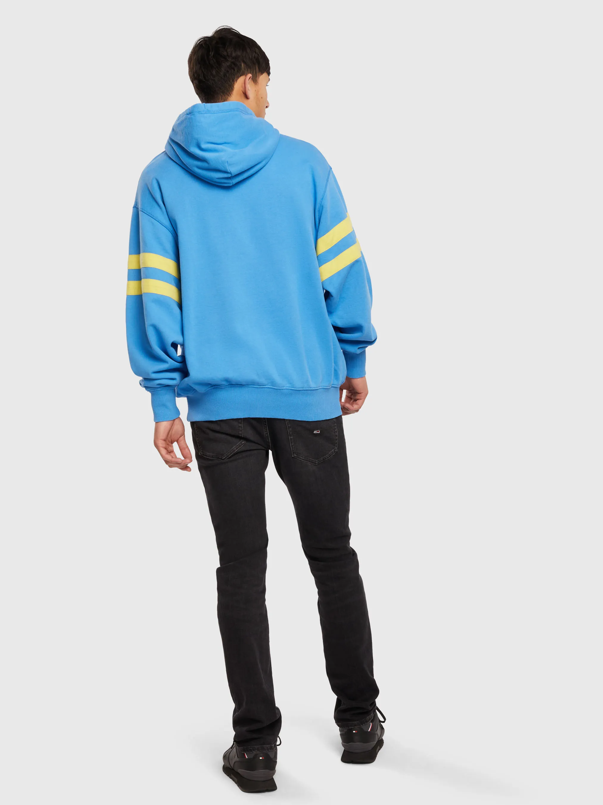 Tommy Pop Graphic Hoodie | Sweatshirts & Hoodies | Tommy Jeans