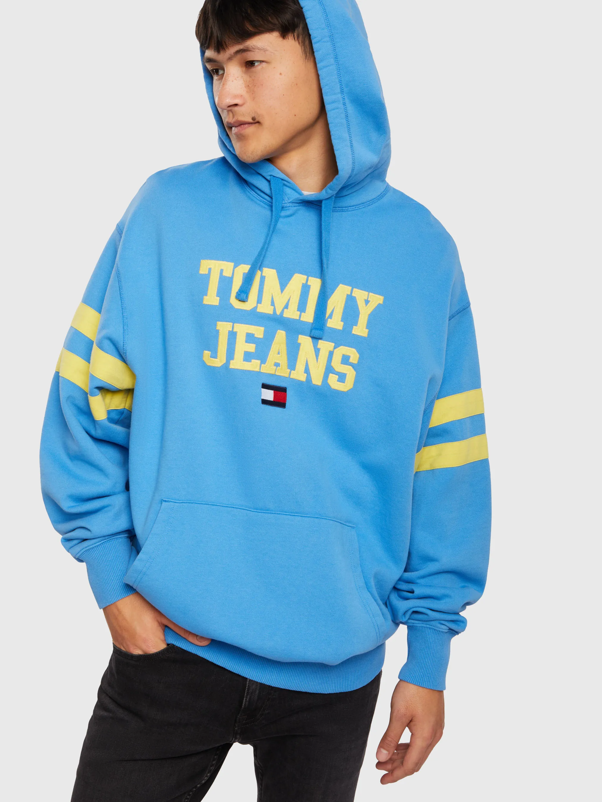 Tommy Pop Graphic Hoodie | Sweatshirts & Hoodies | Tommy Jeans