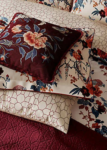 V & A Chinoiserie Charm 100% BCI Cotton Sateen 200 Thread Count Cover Set | Kaleidoscope