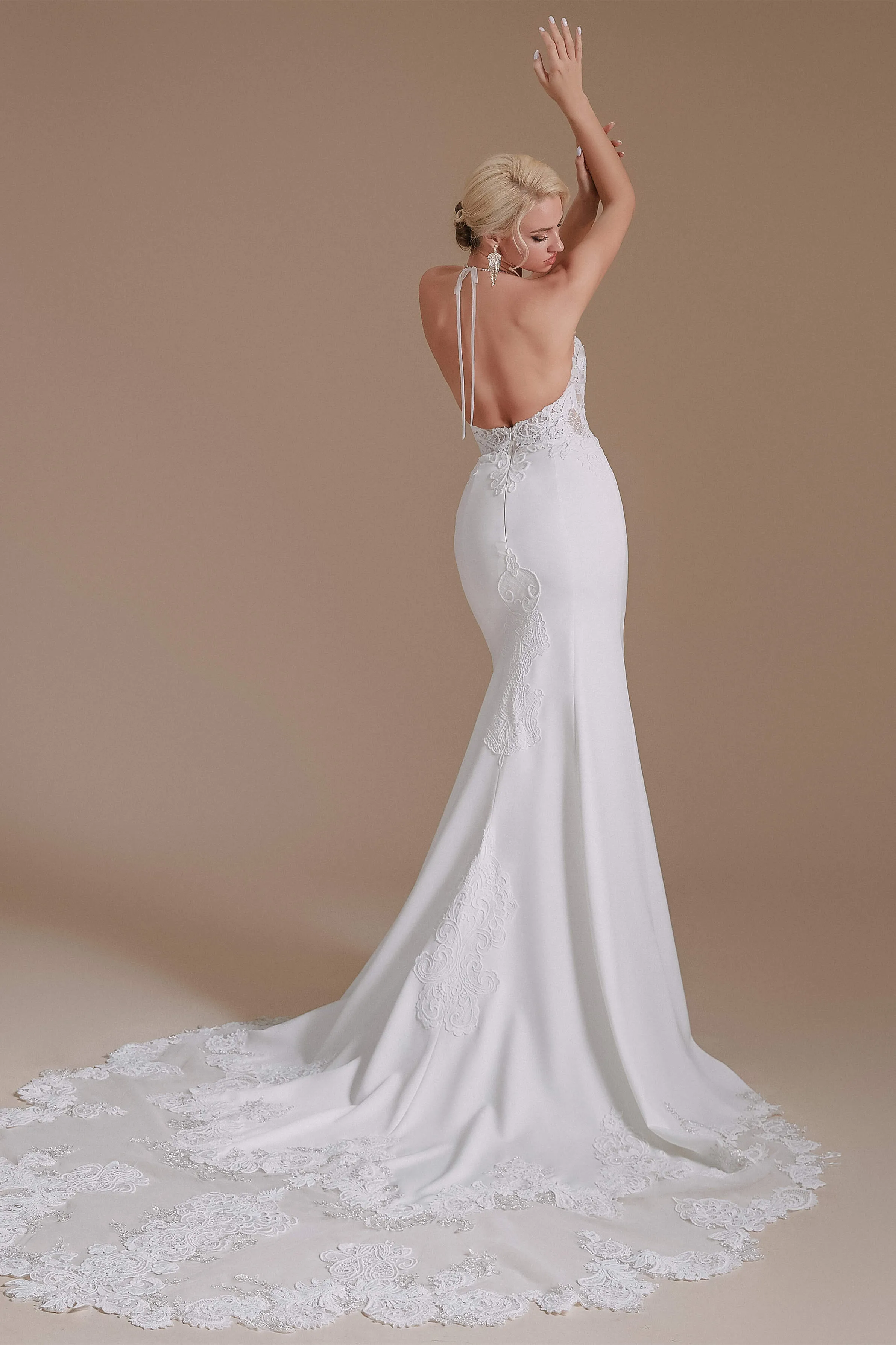 White Mermaid Halter Backless Sweep Train Wedding Dresses with Lace